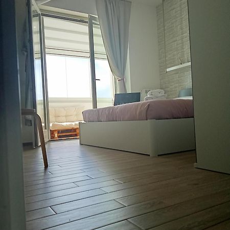 Residenze Ohana Fiumicino Esterno foto