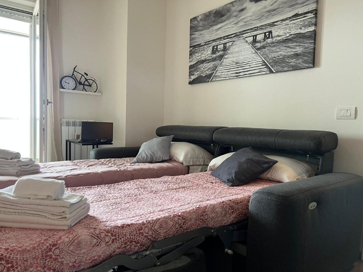 Residenze Ohana Fiumicino Esterno foto