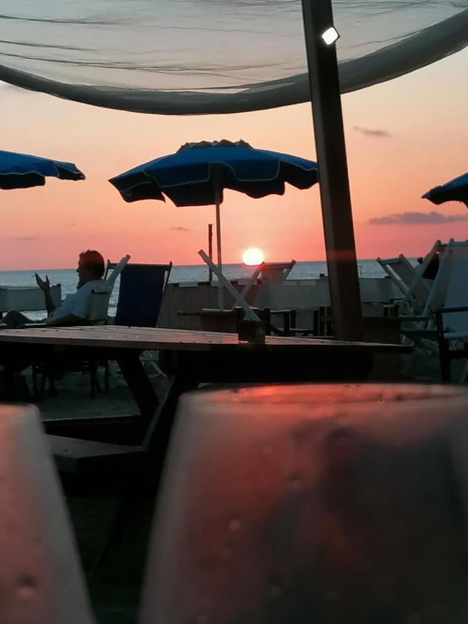 Residenze Ohana Fiumicino Esterno foto